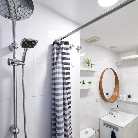 A Pie De Calle Huelin Apartment Malaga