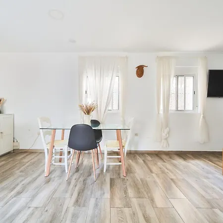 A Pie De Calle Huelin Apartment *