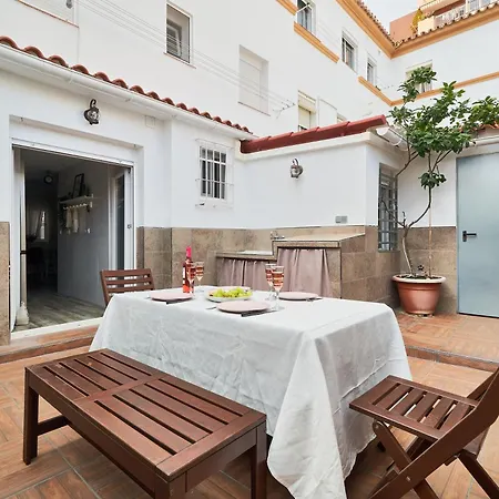 A Pie De Calle Huelin Apartment