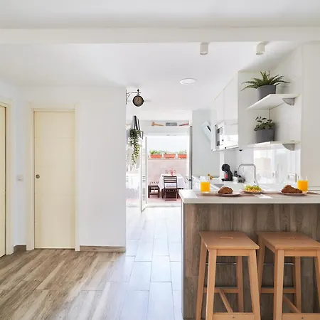 Apartment A Pie De Calle Huelin Malaga
